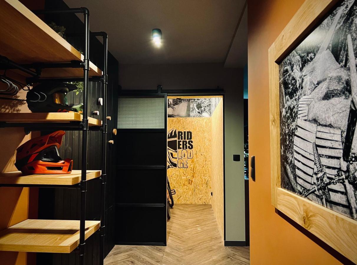 Apartament Riders Lodge Bielsko-Biala Jezynowa Buitenkant foto